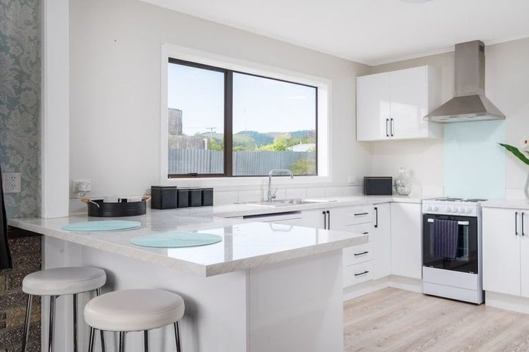 Photo of property in 42 Lytton Road, Riverdale, Gisborne, 4010