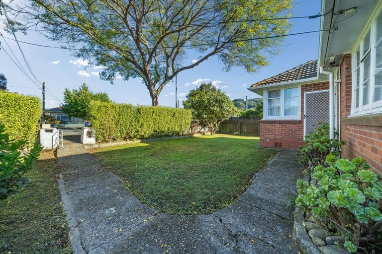 Photo of property in 82 Pine Avenue, Ebdentown, Upper Hutt, 5018