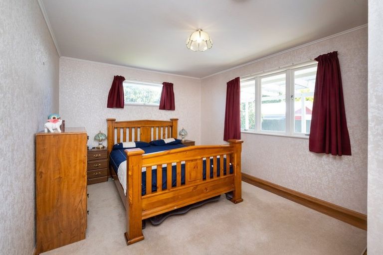 Photo of property in 28 Downing Avenue, Pirimai, Napier, 4112