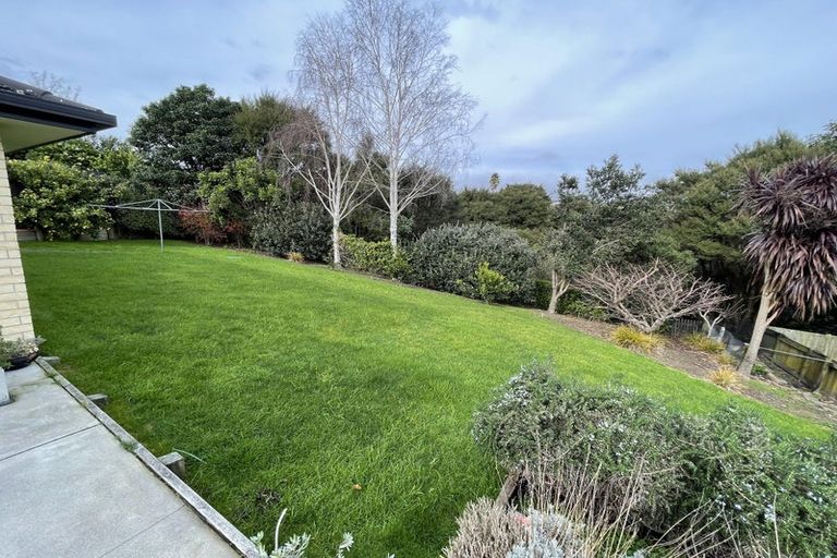 Photo of property in 22 Lysaght Place, Welcome Bay, Tauranga, 3112