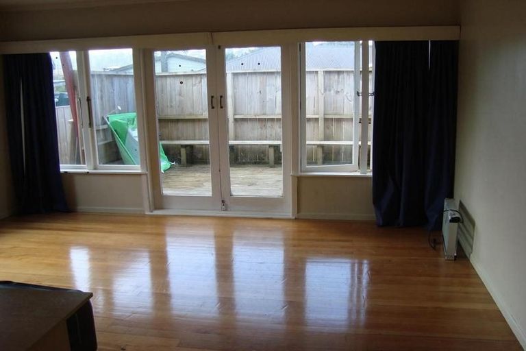 Photo of property in 12 Candia Road, Swanson, Auckland, 0612