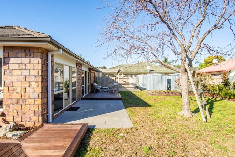 Photo of property in 26 Katerini Grove, Papamoa Beach, Papamoa, 3118