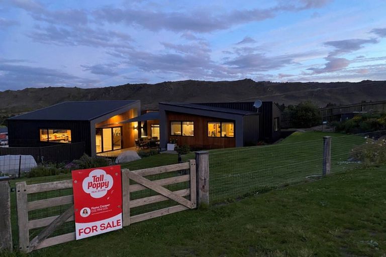 Photo of property in 25 Meyer Street, Alexandra, 9320