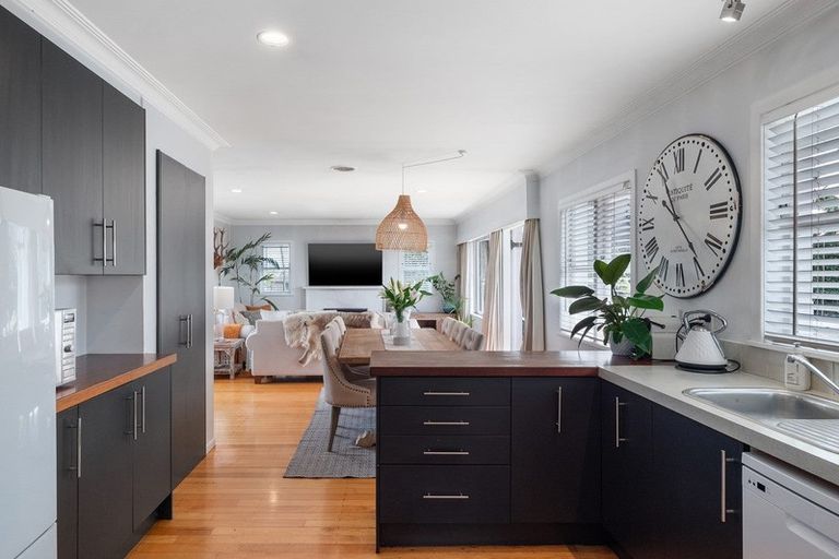 Photo of property in 223 Valley Road, Mount Maunganui, 3116