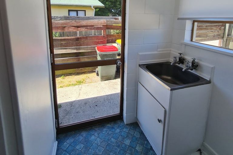 Photo of property in 61a Robinson Avenue, Holdens Bay, Rotorua, 3010