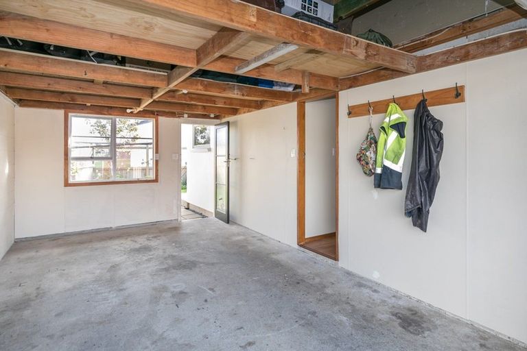 Photo of property in 25a Haultain Street, Fairfield, Hamilton, 3214