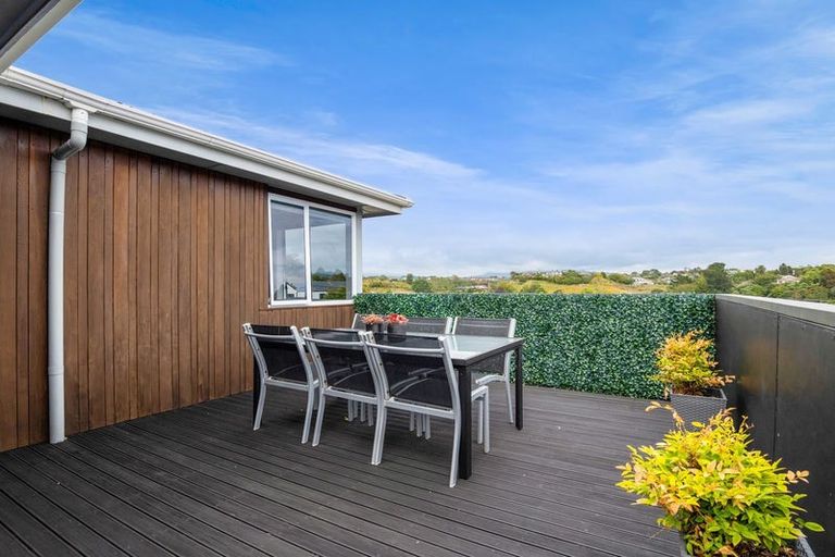 Photo of property in 116 Omata Road, Marfell, New Plymouth, 4310