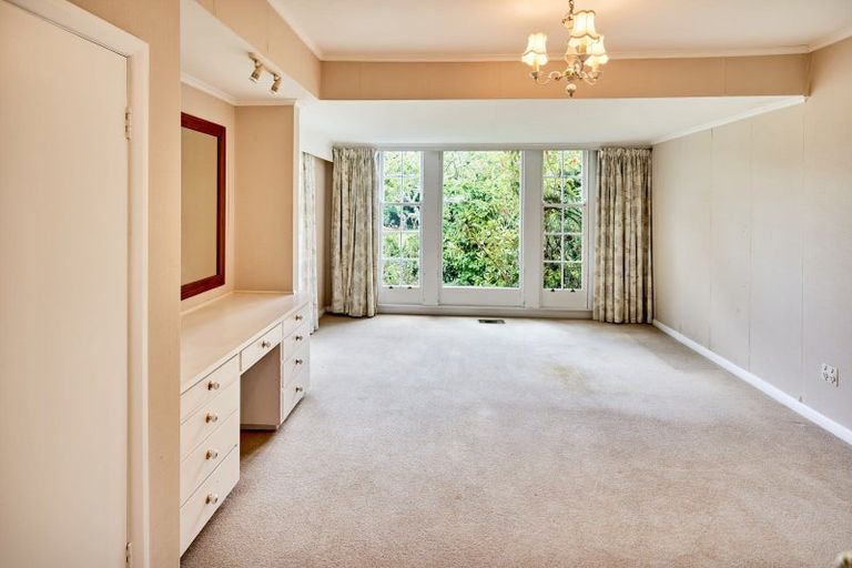 Photo of property in 3 Cheviot Road, Lowry Bay, Lower Hutt, 5013