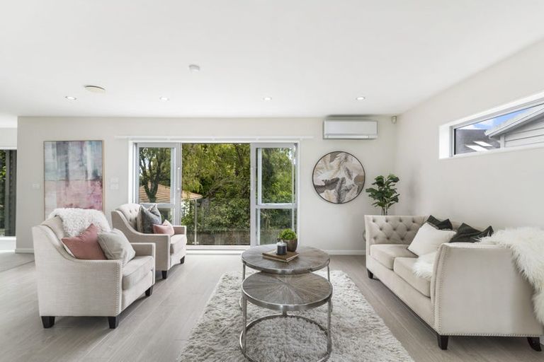 Photo of property in 17 Richard Avenue, Bucklands Beach, Auckland, 2014