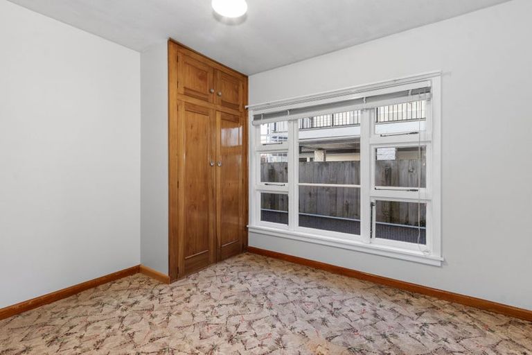 Photo of property in 10 Mappleton Avenue, Burnside, Christchurch, 8053