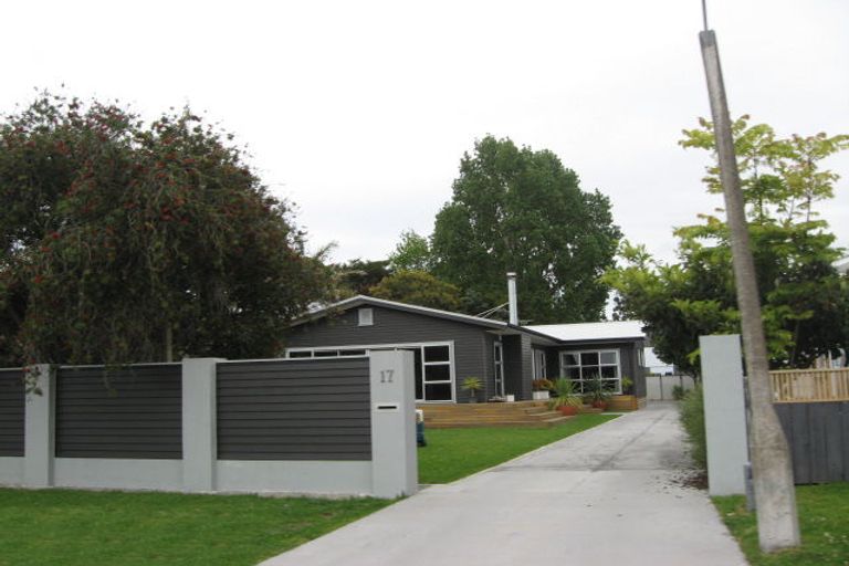 Photo of property in 17 The Circle, Manly, Whangaparaoa, 0930