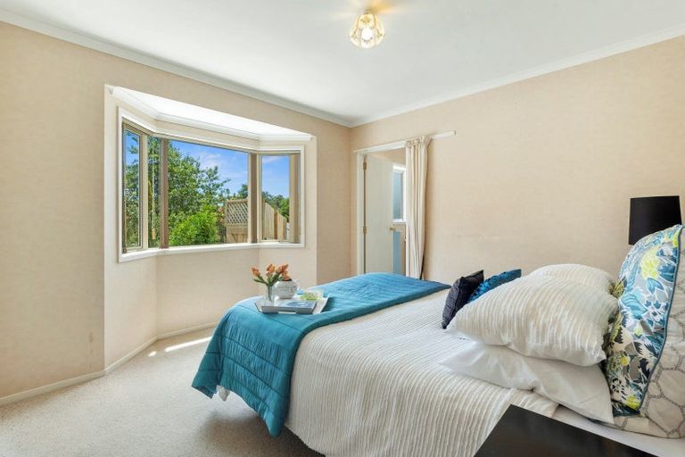 Photo of property in 28 Bateleur Close, Welcome Bay, Tauranga, 3112