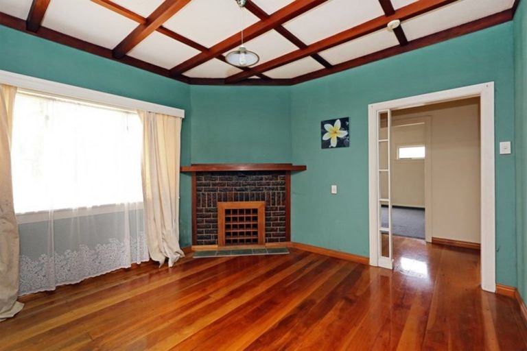 Photo of property in 400 Sylvan Road, Parkvale, Hastings, 4122