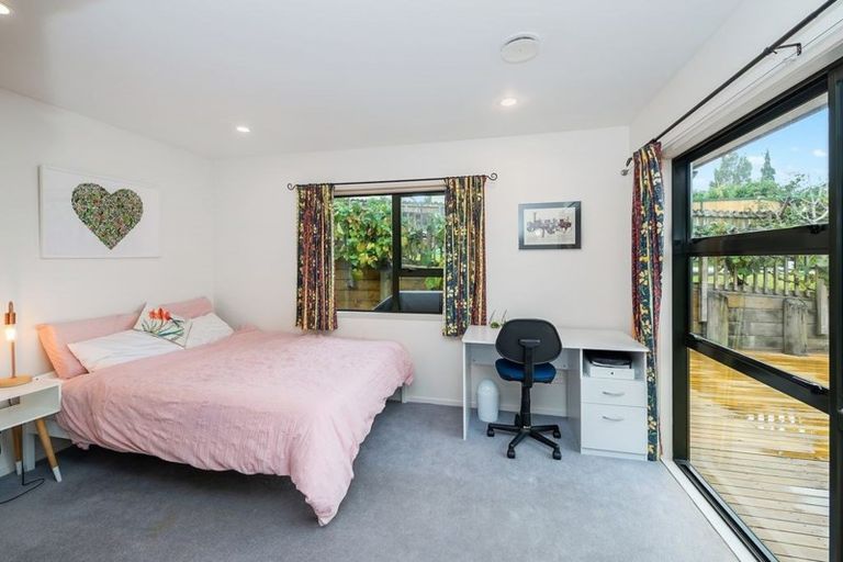 Photo of property in 157b Colwill Road, Massey, Auckland, 0614