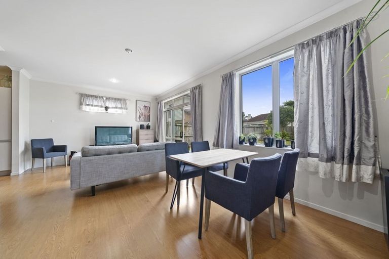 Photo of property in 1/140a Gray Avenue, Papatoetoe, Auckland, 2024