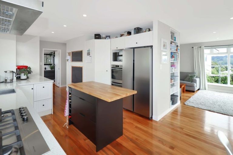 Photo of property in 93 Duncan Terrace, Kilbirnie, Wellington, 6022