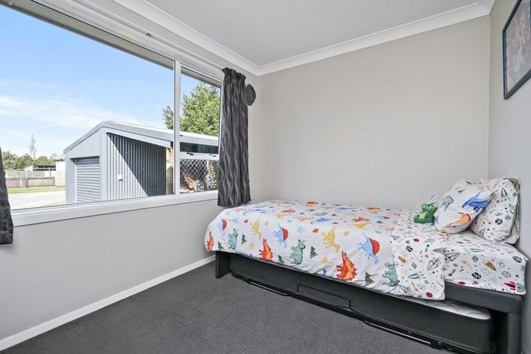 Photo of property in 37 Cross Street, Coalgate, 7673