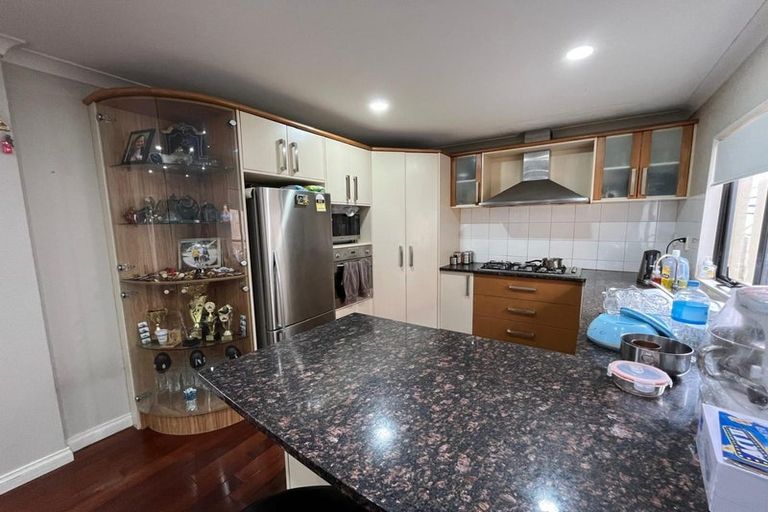 Photo of property in 98 Meadowland Drive, Somerville, Auckland, 2014