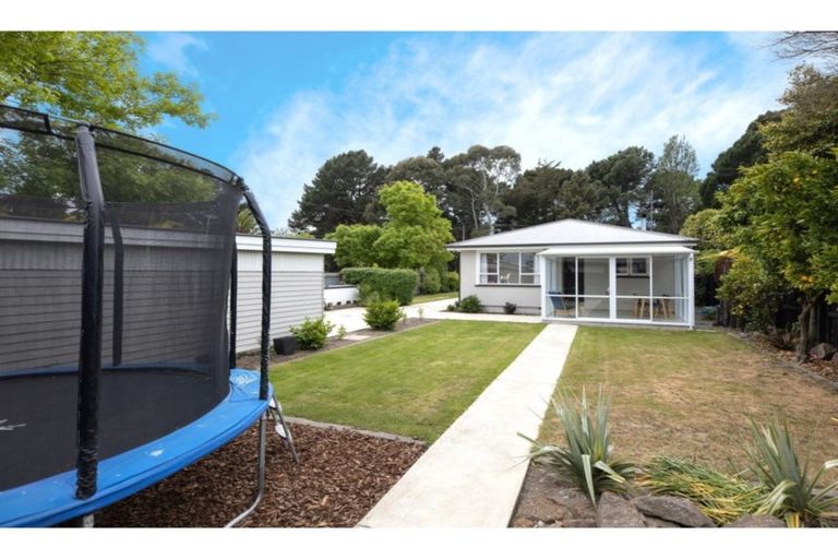 Photo of property in 234 Keyes Road, New Brighton, Christchurch, 8083