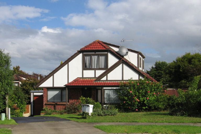 Photo of property in 1/11 Regia Close, Half Moon Bay, Auckland, 2012