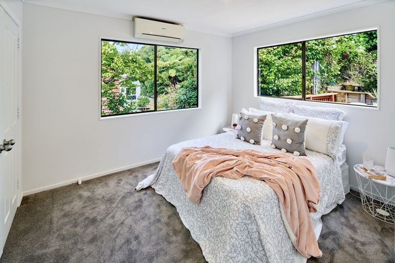 Photo of property in 39b Amapur Drive, Khandallah, Wellington, 6035