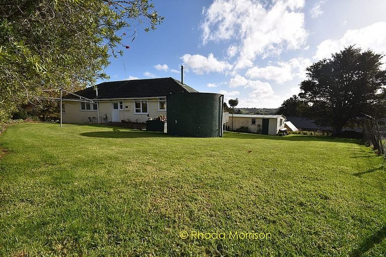 Photo of property in 1908 Paparoa Valley Road, Paparoa, 0571