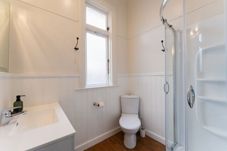 Photo of property in 144 Kenmure Road, Kenmure, Dunedin, 9011