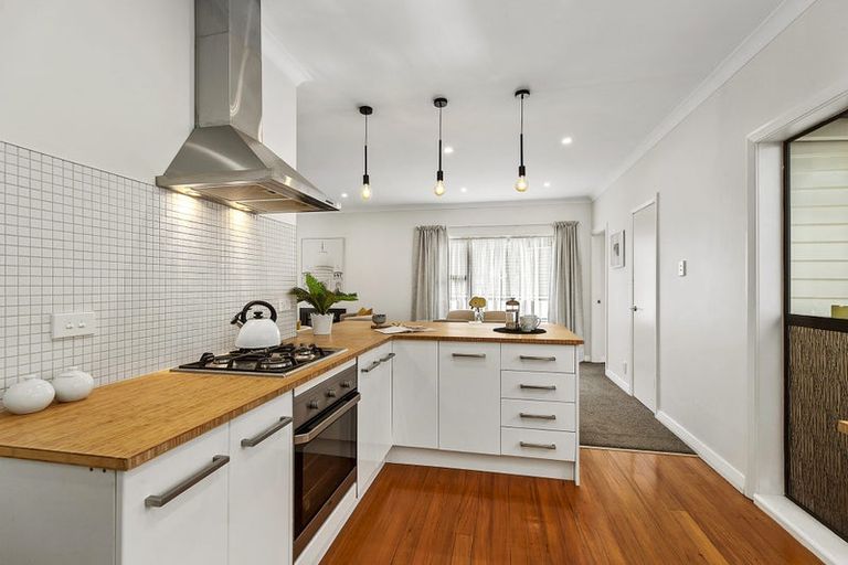 Photo of property in 44 The Drive, Tawa, Wellington, 5028