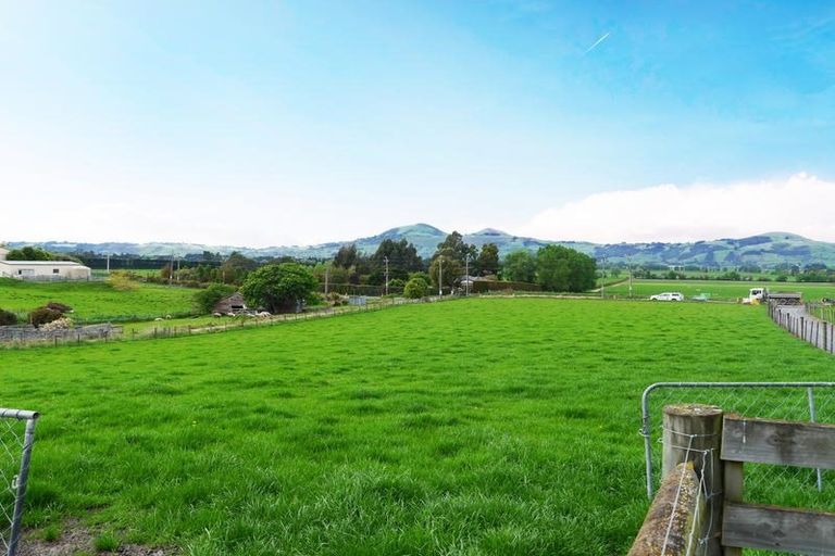 Photo of property in 412b Outram-mosgiel Road, North Taieri, Outram, 9073