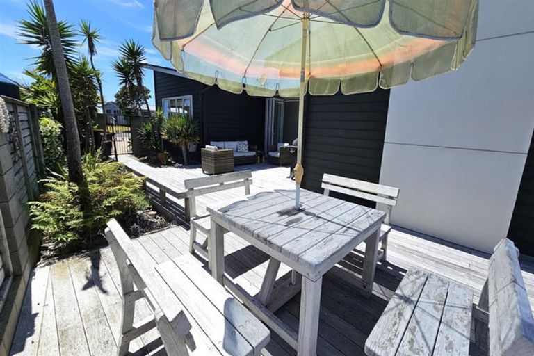 Photo of property in 128 Harbour Drive, Matarangi, Whitianga, 3592