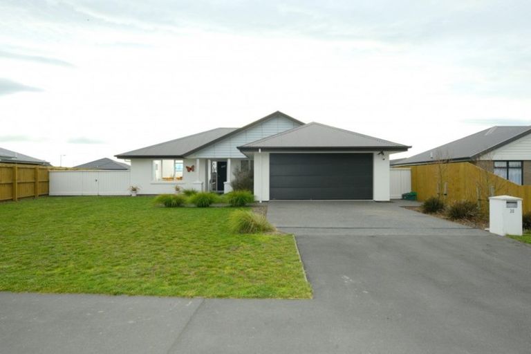 Photo of property in 30 Burnham School Road, Rolleston, 7614