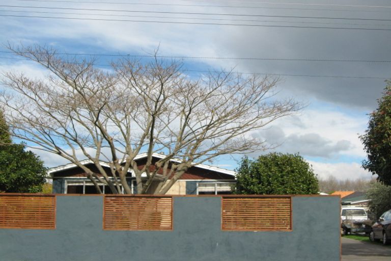 Photo of property in 1/4b Tucker Lane, Clive, 4102