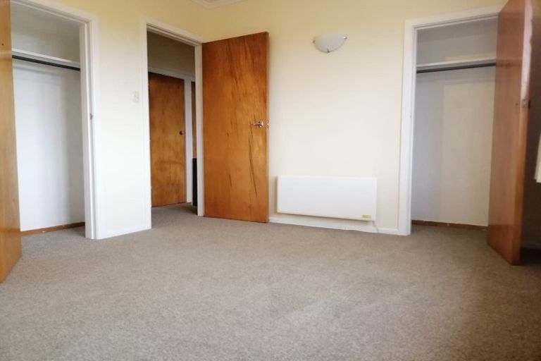 Photo of property in 32 Arapiko Street, Johnsonville, Wellington, 6037