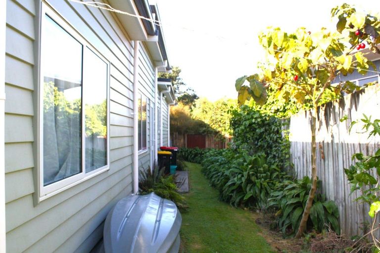 Photo of property in 1 Pukeko Way, Whiritoa, Whangamata, 3691