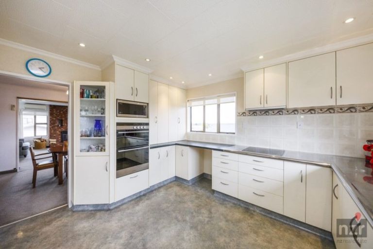 Photo of property in 30 Park View Avenue, Feilding, 4702