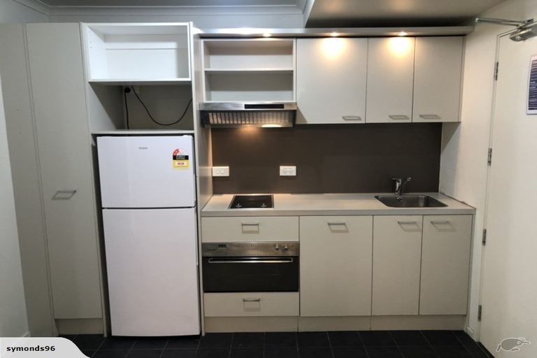 Photo of property in 96 Symonds Street, Royal Oak, Auckland, 1061
