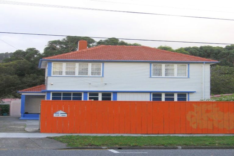 Photo of property in 12 Molesworth Street, Taita, Lower Hutt, 5011