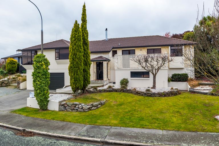 Photo of property in 37 Temple Crescent, Gleniti, Timaru, 7910