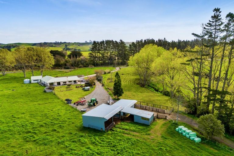 Photo of property in 32 Davis Road, Waiongana, Inglewood, 4389