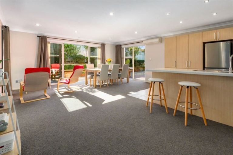 Photo of property in 33 Nelson Avenue, Aotea, Porirua, 5024