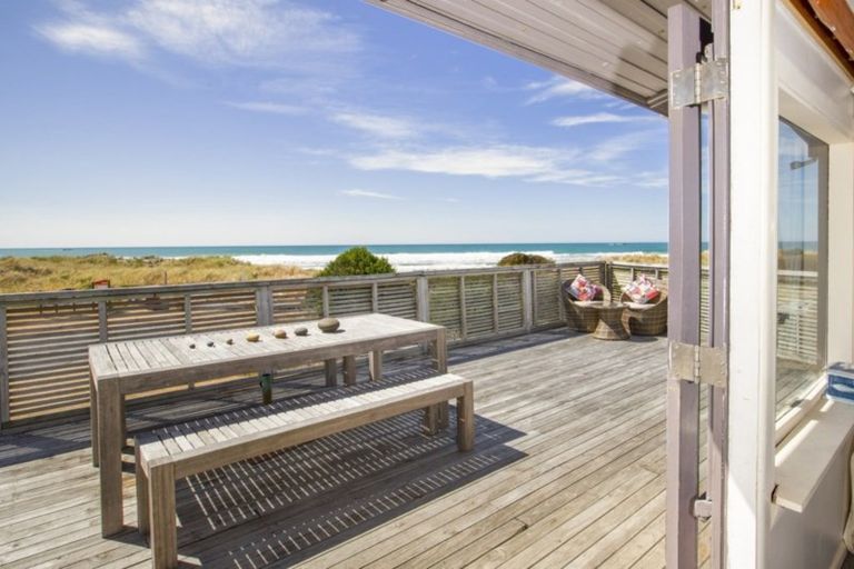 Photo of property in 47 Blue Pacific Parade, Riversdale Beach, Masterton, 5872