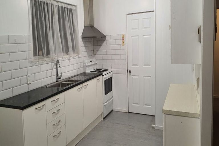 Photo of property in 37 Pallant Street, Manurewa, Auckland, 2102