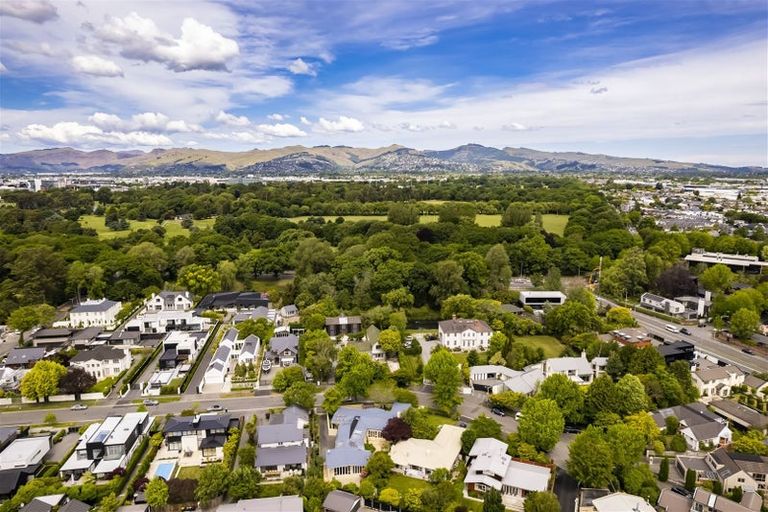 Photo of property in 17 Desmond Street, Merivale, Christchurch, 8014