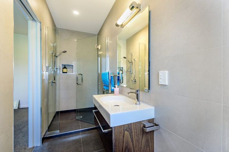 Photo of property in 28 Oakgrove Drive, Rangiora, 7400