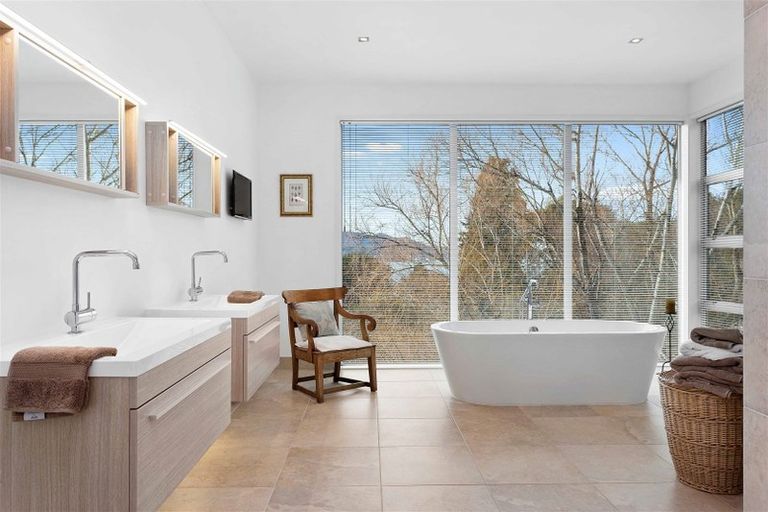 Photo of property in 115 Main Road, Governors Bay, Lyttelton, 8971