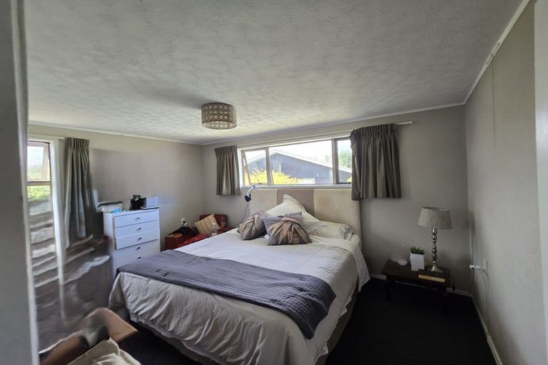 Photo of property in 12 Kew Place, Richmond Heights, Taupo, 3330