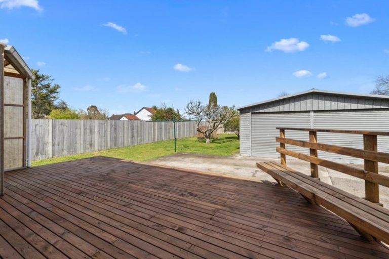 Photo of property in 44 Ross Crescent, Fairfield, Hamilton, 3214