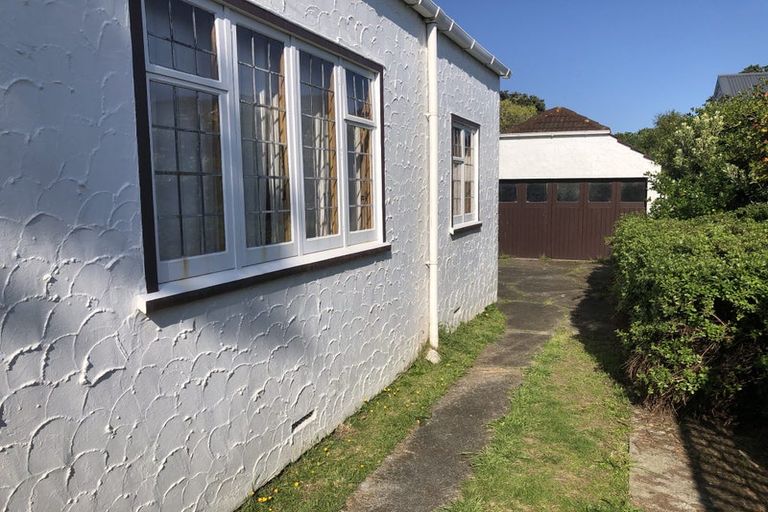 Photo of property in 34 Wainui Road, Waiwhetu, Lower Hutt, 5010