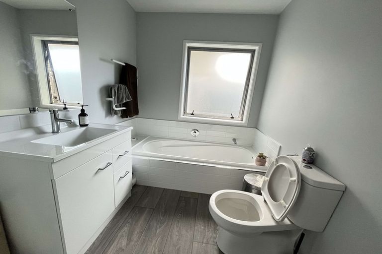 Photo of property in 22 Hannington Way, Rolleston, 7615