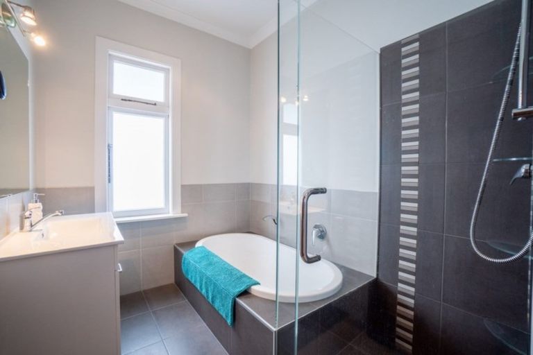 Photo of property in 71 Ferguson Street, Awapuni, Palmerston North, 4412